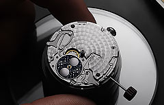 劳力士手表受潮的原因最可能是哪些？